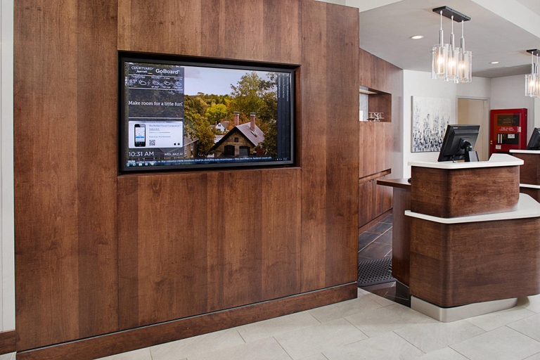 Public Area 3, Courtyard by Marriott Manchester - Boston Regional Airport, Hillsborough