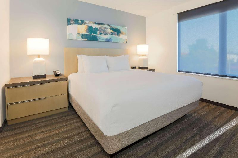 Bedroom 3, Hyatt House Davis, Yolo