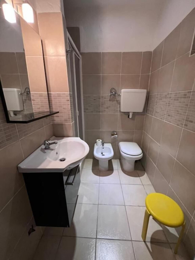 Bathroom 5, HOTEL BRENTA, Parma