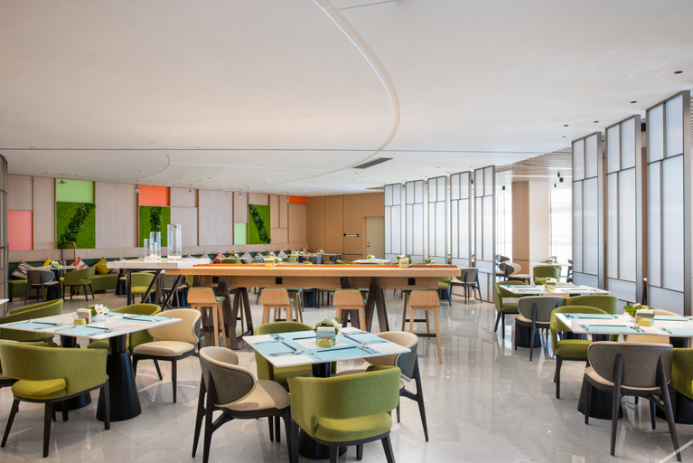 Food & Drinks 5, Home2 Suites by Hilton Shanwei Lufeng, Shanwei