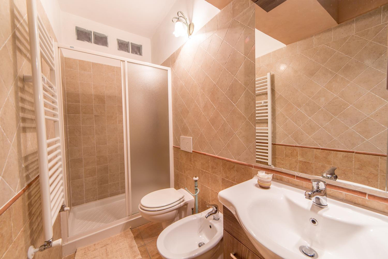 Bathroom 3, Bio Agriturismo Aia del Tufo, Grosseto
