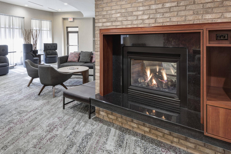 Public Area 3, Courtyard by Marriott Suffolk Chesapeake, Suffolk