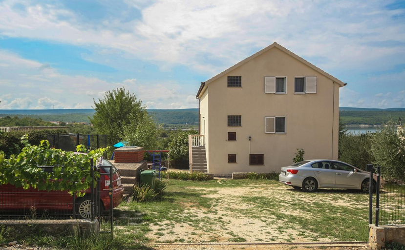 Others 4, Apartments Mond, Obrovac