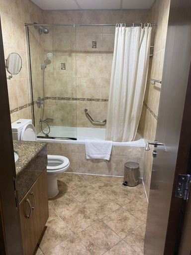 Bathroom 4, VISTA HOTEL APARTMENTS DELUXE, Dubai