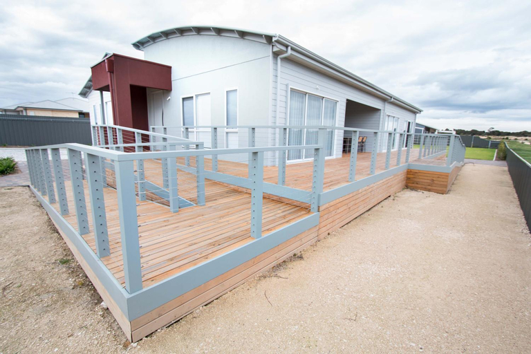 Exterior & Views 1, Wellington Lake Retreat, The Coorong
