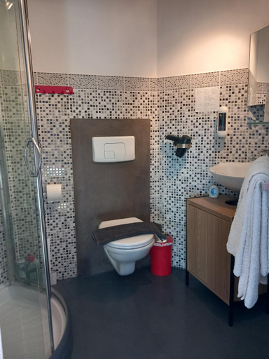 Bathroom, Ferme de Lagrave, Dordogne