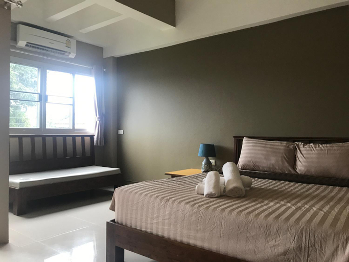 Bedroom 1, Baan Ton Chan, Tha Mai