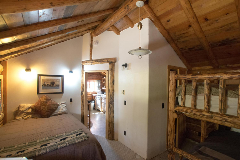 Others 5, Silver Gate Lodging, Park