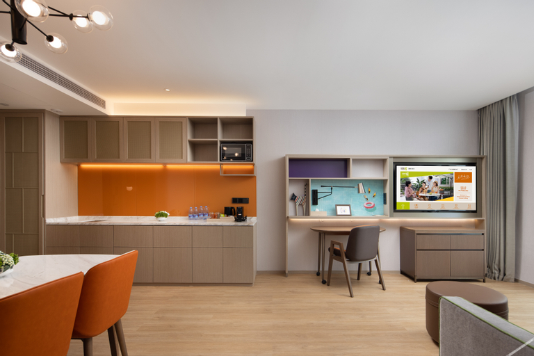 Food & Drinks 4, Home2 Suites by Hilton Shanwei Lufeng, Shanwei