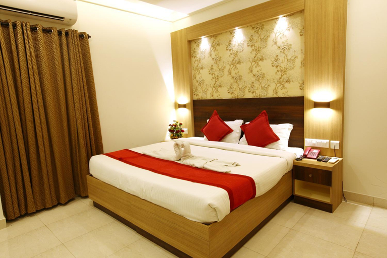 Prayana Hotels, Ernakulam