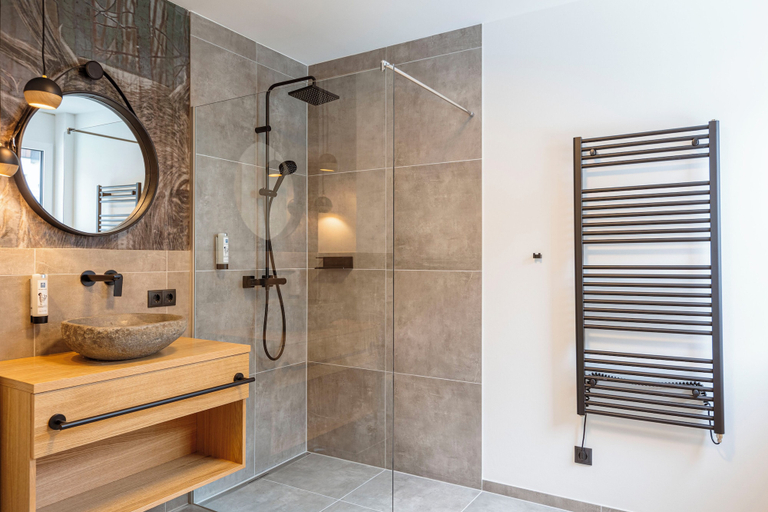 Bathroom 5, Fiss Suites by ALPS RESORTS, Landeck