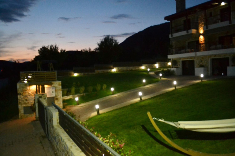 Garden 4, Evmorfes Villas, Central Macedonia