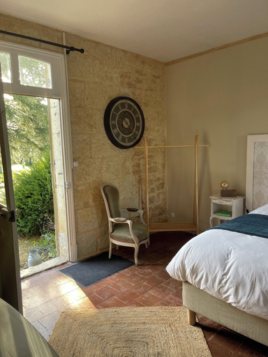 Bedroom 4, Le Château de Leugny, Deux-Sèvres