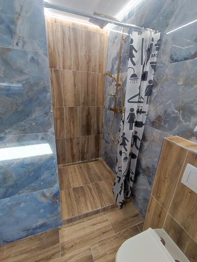 Bathroom 2, Apartmany HAVLICKOVA 423, Česká Lípa