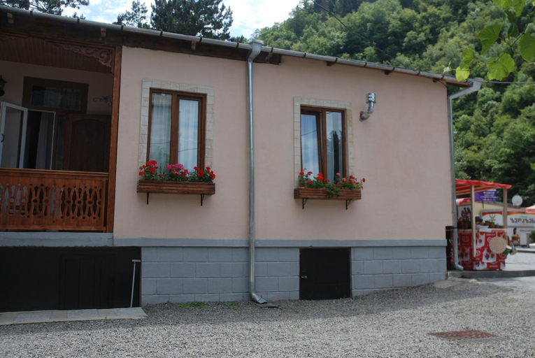 Others 3, Borjomi Central Park Apartment, Borjomi
