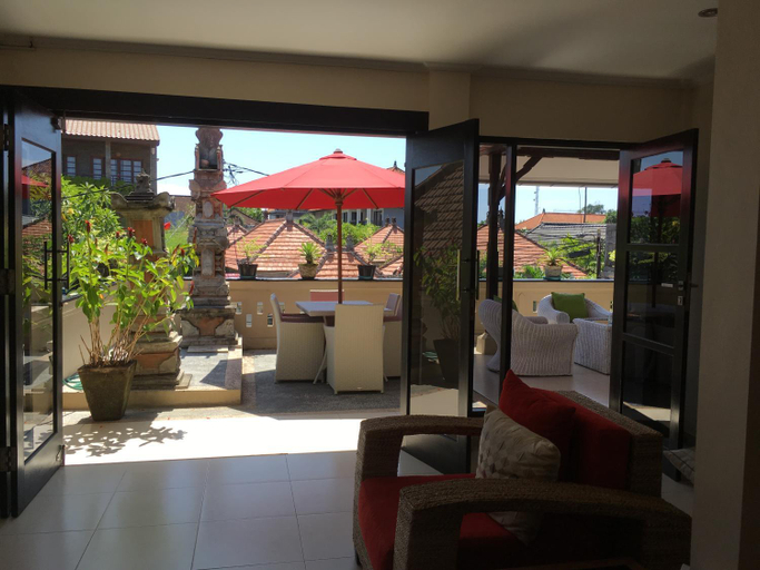 Others 4, Villa Taluh, Denpasar