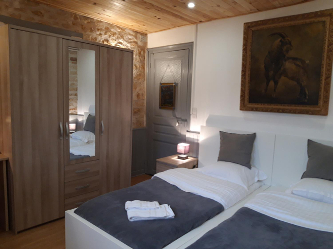 Bedroom 16