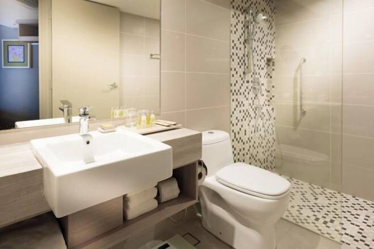 Bathroom 20