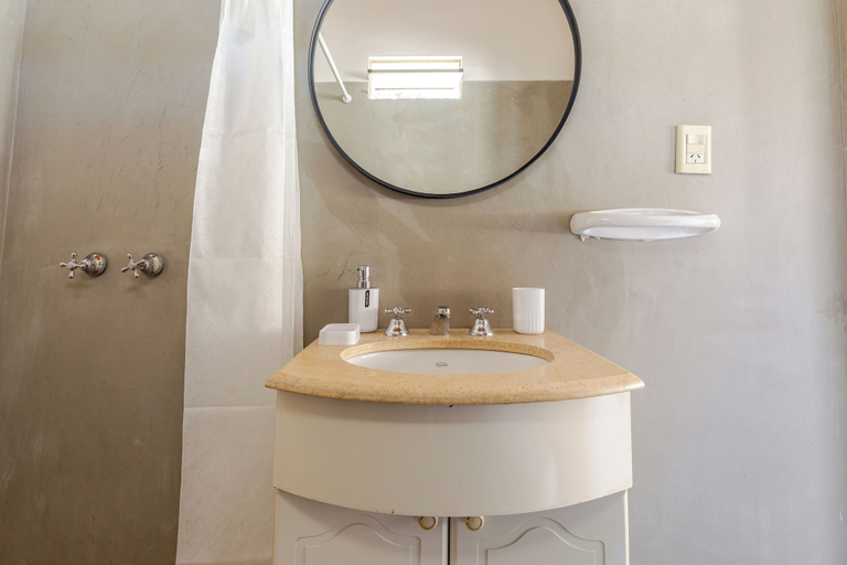 Bathroom 3, MOT Erlich Wine House, Godoy Cruz