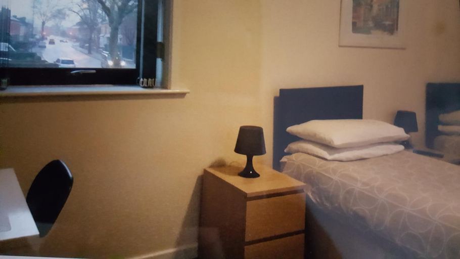 Bedroom 4, Kings arms hotel, Bolton