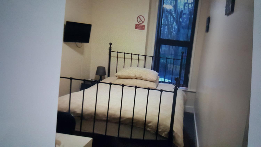 Bedroom 5, Kings arms hotel, Bolton