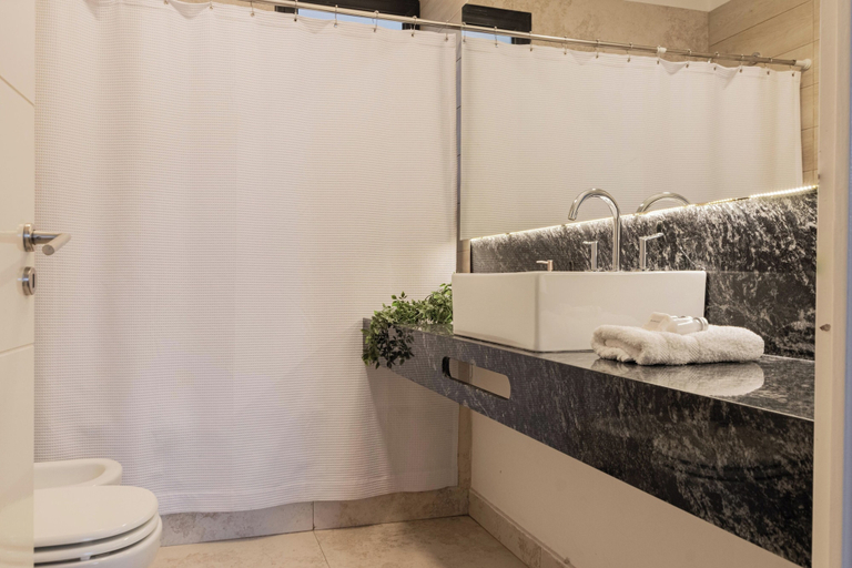 Bathroom 3, MOT Honduras 5700, Distrito Federal