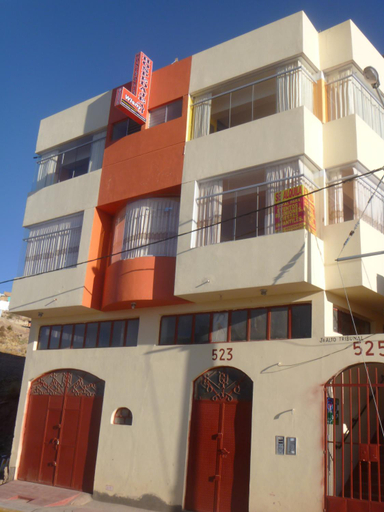 Others 4, Wisny Inn, Puno