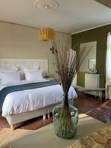 Bedroom 3, Le Château de Leugny, Deux-Sèvres