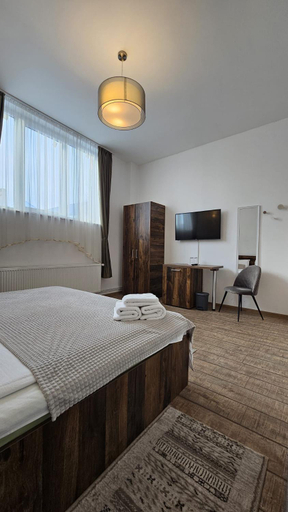 Others 5, Neva Apartments & Rooms, Fagaras