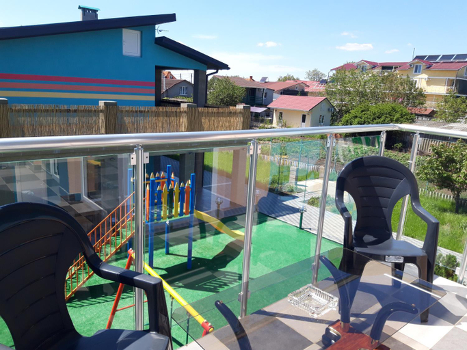 Others 2, Hotel Jonik Land, Ovidiopol's'kyi