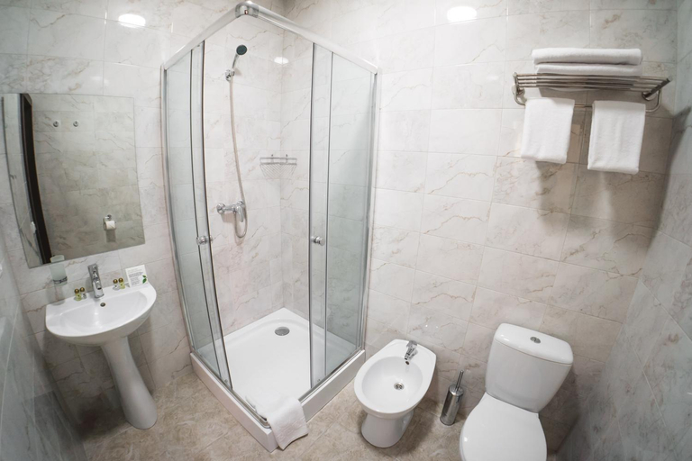 Bathroom 2, Potemkinn Hotel, Odes'ka
