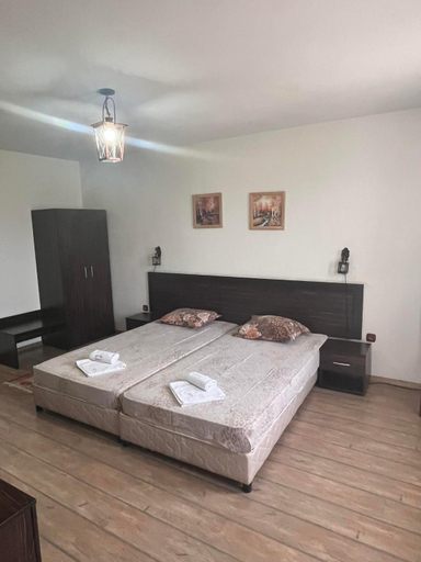 Bedroom 2, Family Hotel Emaly 2, Sapareva Banya