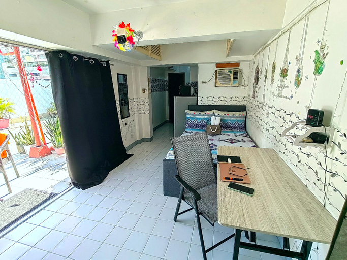 Dining Room 7