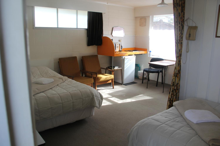 Bedroom 2, Taihape Motels, Rangitikei