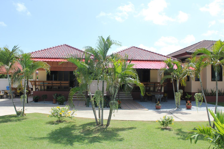 Exterior & Views 4, Naluemon Village FH 2, Muang Rayong