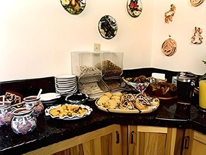 Food & Drinks 4, Cristiana Guesthaus, Gunnison