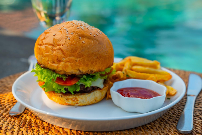 Food & Drinks 30