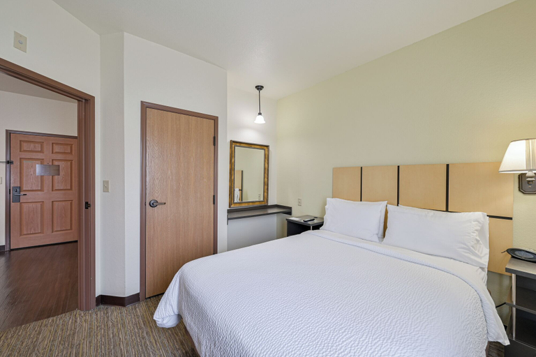 Bedroom 3, Affordable Suites of America Tulsa, Tulsa