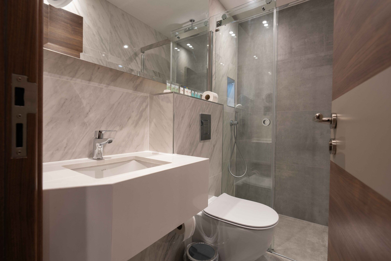 Bathroom 4, St. Mark Hotel, London
