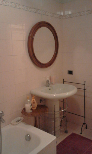 Others 4, B&B "Angela ", Piacenza