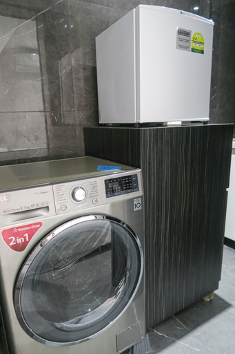 Bathroom 3, Recharge Residences, Singapore