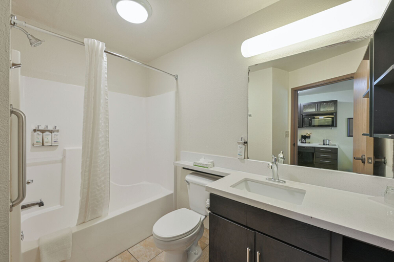 Bathroom 4, Affordable Suites of America Tulsa, Tulsa