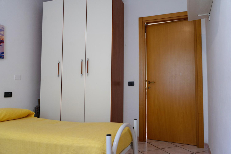 Bedroom 2, Casa I Girasoli, La Spezia