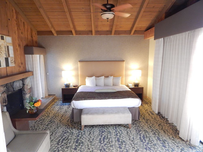 Bedroom 4, Best Western The Inn & Suites Pacific Grove, Monterey