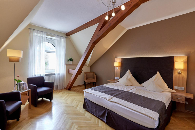 Bedroom, Hotel Sankt Maximilian, Bernkastel-Wittlich