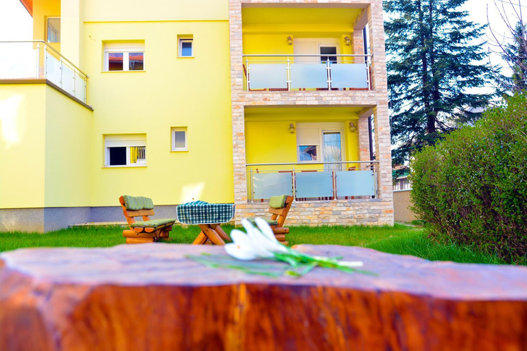 Exterior 12