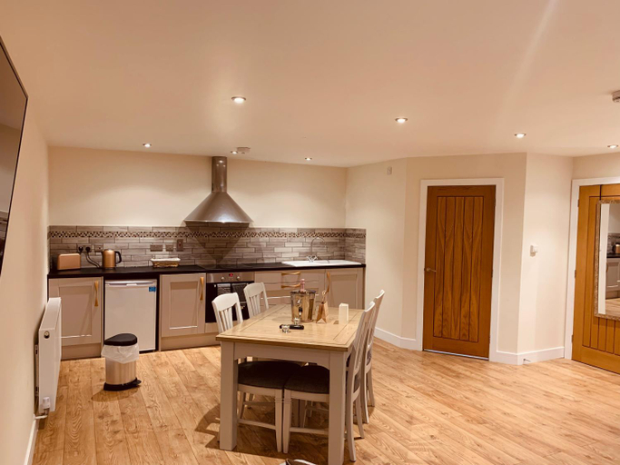 Others 2, Plumptons Farm Holiday Lodges, Essex