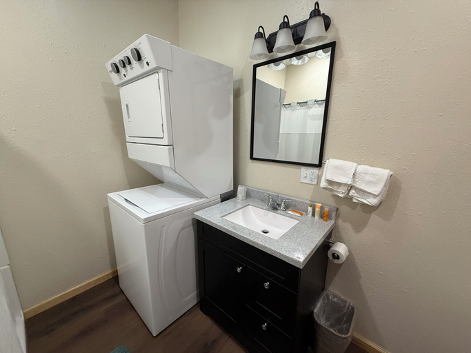 Bathroom 3, Lighthouse Inn, Buena Vista