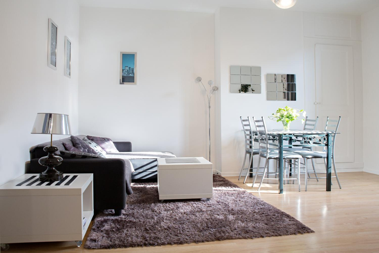 Dining Room 8