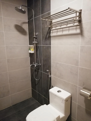 Bathroom 5, Swing & Pillows @ PJ21 Petaling Jaya, Petaling Jaya